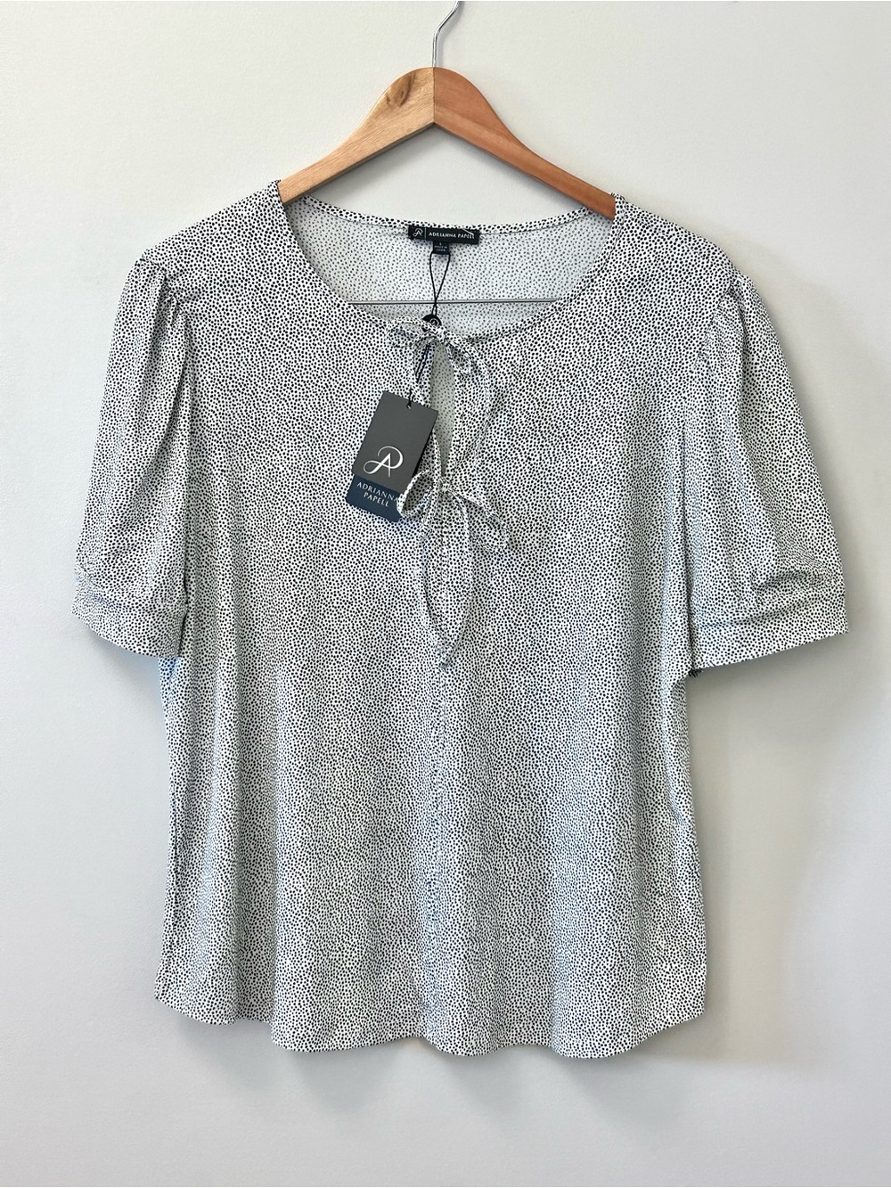 Adrianna Papell Ivory Black Dot Double Tie Front Keyhole Flowy Top Women's L NEW